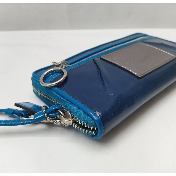 Coach Poppy Blue Patent Leather Zip Around Credit Card Wristlet Wallet - Picture 6 of 16
